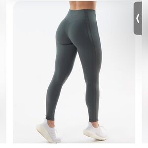 Alphalete Pulse Kinetic Leggings